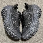 BALENCIAGA Bouncer (Defender) Screw Sneaker With Piercings"Black"（685613W2RAG1081） - 图片 16