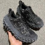 BALENCIAGA Bouncer (Defender) Screw Sneaker With Piercings"Black"（685613W2RAG1081） - 图片 13