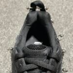 BALENCIAGA Bouncer (Defender) Screw Sneaker With Piercings"Black"（685613W2RAG1081） - 图片 11