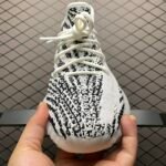 adidas YEEZY Boost 350 V2 "Zebra" (CP9654) - 图片 9