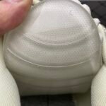 BALENCIAGA Track sneakers in beige（542436W2LA29110） - 图片 5