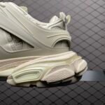 BALENCIAGA Track sneakers in beige（542436W2LA29110） - 图片 8