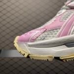 BALENCIAGA Runner Sneaker "White/Pink"（677403W3RB39059） - 图片 6