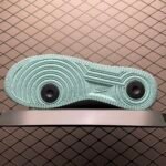 Tiffany & Co. Reveals Friends & Family Version Of Its Nike Air Force 1 Low “1837”（dz1382-002） - 图片 5