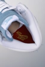 Nike WMNS Air Jordan 1 High OG "Denim"(DM9036-104) - 图片 9