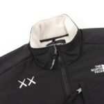 The North Face KAWS x Retro 1995 Denali Jacket（NF0A7WMB-7H0） - 图片 14