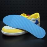 Travis Scott × Nike WMNS Air Jordan 1 Low OG "Canary" (DZ4137-700 ) - 图片 5