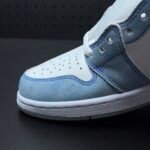 Nike Air Jordan 1 High OG "Hyper Royal"（555088-402） - 图片 4