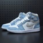 Nike Air Jordan 1 High OG "Hyper Royal"（555088-402）