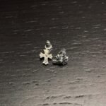 CHROME HEARTS Long Cross Flower Earrings（CHROME HEARTS 224） - 图片 9