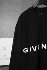 Givenchy 22SS embroidered crew neck sweatshirt（BMJOHA3Y8M-001） - 图片 4