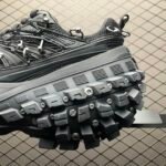 BALENCIAGA Bouncer (Defender) Screw Sneaker With Piercings"Black"（685613W2RAG1081） - 图片 3