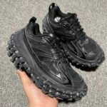 BALENCIAGA Bouncer (Defender) Screw Sneaker With Piercings"Black"（685613W2RAD1081） - 图片 13