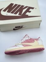 Travis Scott × Nike Air Jordan 1 Low OG SP ‘Pink White’(DM7866-600) - 图片 4