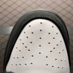 STAPLE × Nike SB Dunk Low "Pigeon Black/White" (BV1310-013) - 图片 7