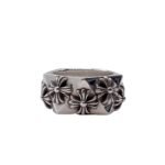 CHROME HEARTS Diamond Cross Flower Ring（CHROME HEARTS 238）