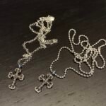 CHROME HEARTS Mini Flame Cross Necklace - Ball Chain/Pearl Chain（CHROME HEARTS 052） - 图片 9