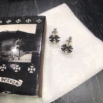 CHROME HEARTS Cross Earrings（CHROME HEARTS 135） - 图片 2