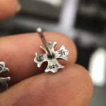CHROME HEARTS Cross Earrings（CHROME HEARTS 135） - 图片 6