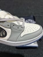 Dior × Nike Air Jordan 1 Low OG "Wolf Grey/Black-Sail-White" (CN8608-002) - 图片 8