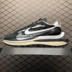 sacai × Nike Vapor Waffle "Black and White"（CV1363-001）