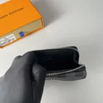 Louis Vuitton Card Case Porto Carte Recto Verso （M69431） - 图片 12