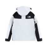 The North Face waterproof jacket（NF0A3XCO-9B8） - 图片 2