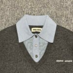 MIU MIU Cashmere and Wool Blend Polo Shirt （MMLA61-16ON-F0JQG-S-OOO） - 图片 6
