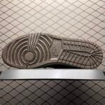 Travis Scott × Nike Air Jordan 1 Retro High OG TS SP "Sail/Dark Mocha"(CD4487-100) - 图片 4