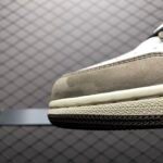 Travis Scott × Nike Air Jordan 1 Retro High OG TS SP “Sail/Dark Mocha”(CD4487-100) - 图片 7