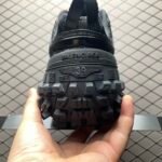 BALENCIAGA Defender "Black"（685613W2RA61000） - 图片 4