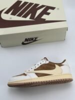 Travis Scott × Nike Air Jordan 1 Low OG SP "Sail/Shy Pink"(DM7866-106) - 图片 8