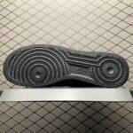 Supreme × Nike Air Force 1 Mid "Black" FW24（FZ8784-001） - 图片 7