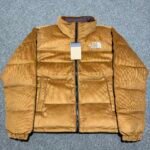 The North Face Black Versa Nuptse Down Jacket（NF0A84F7-JK3） - 图片 3