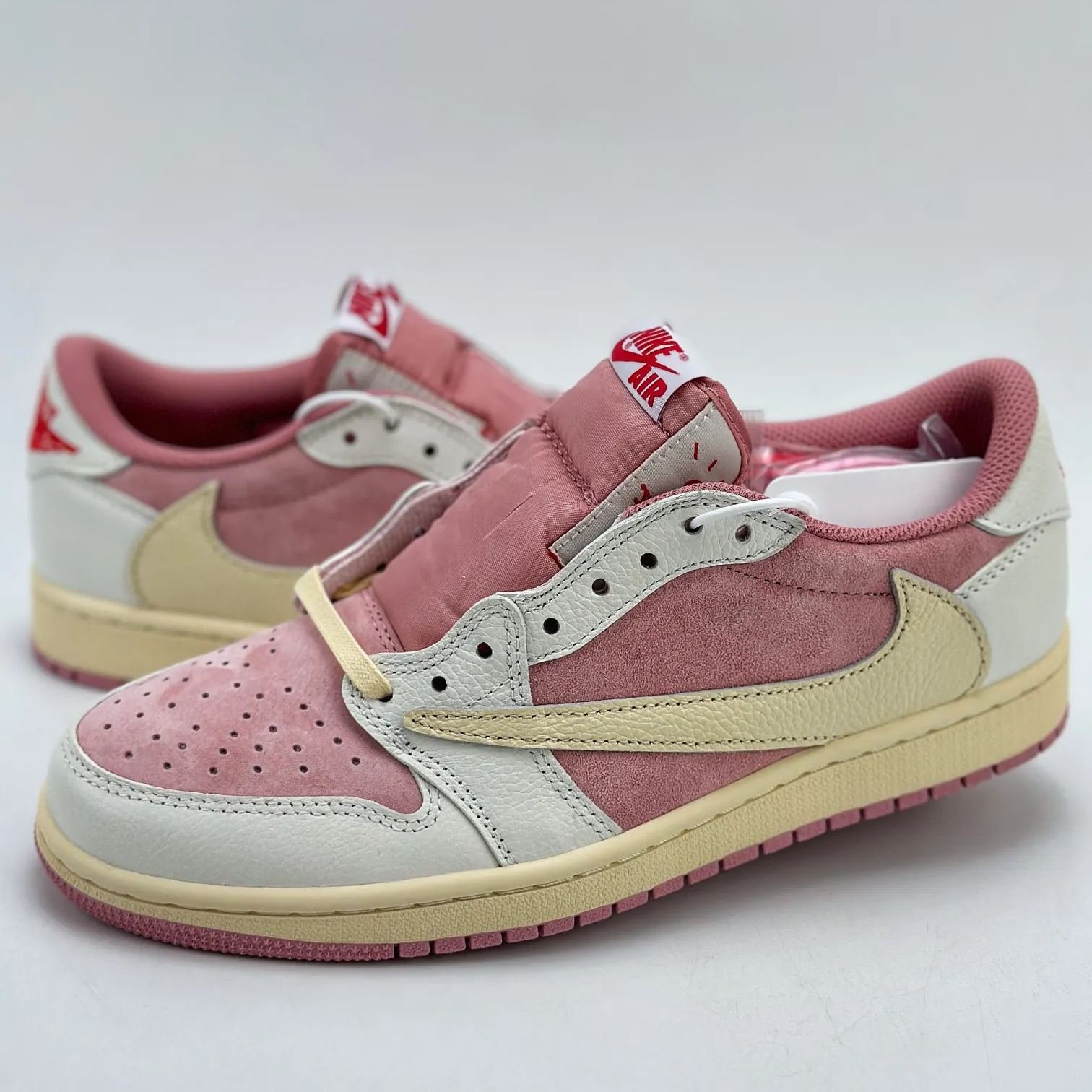 imageName1718342397524 Travis Scott × Nike Air Jordan 1 Low OG SP ‘Pink White’(DM7866-600) - 图片 1