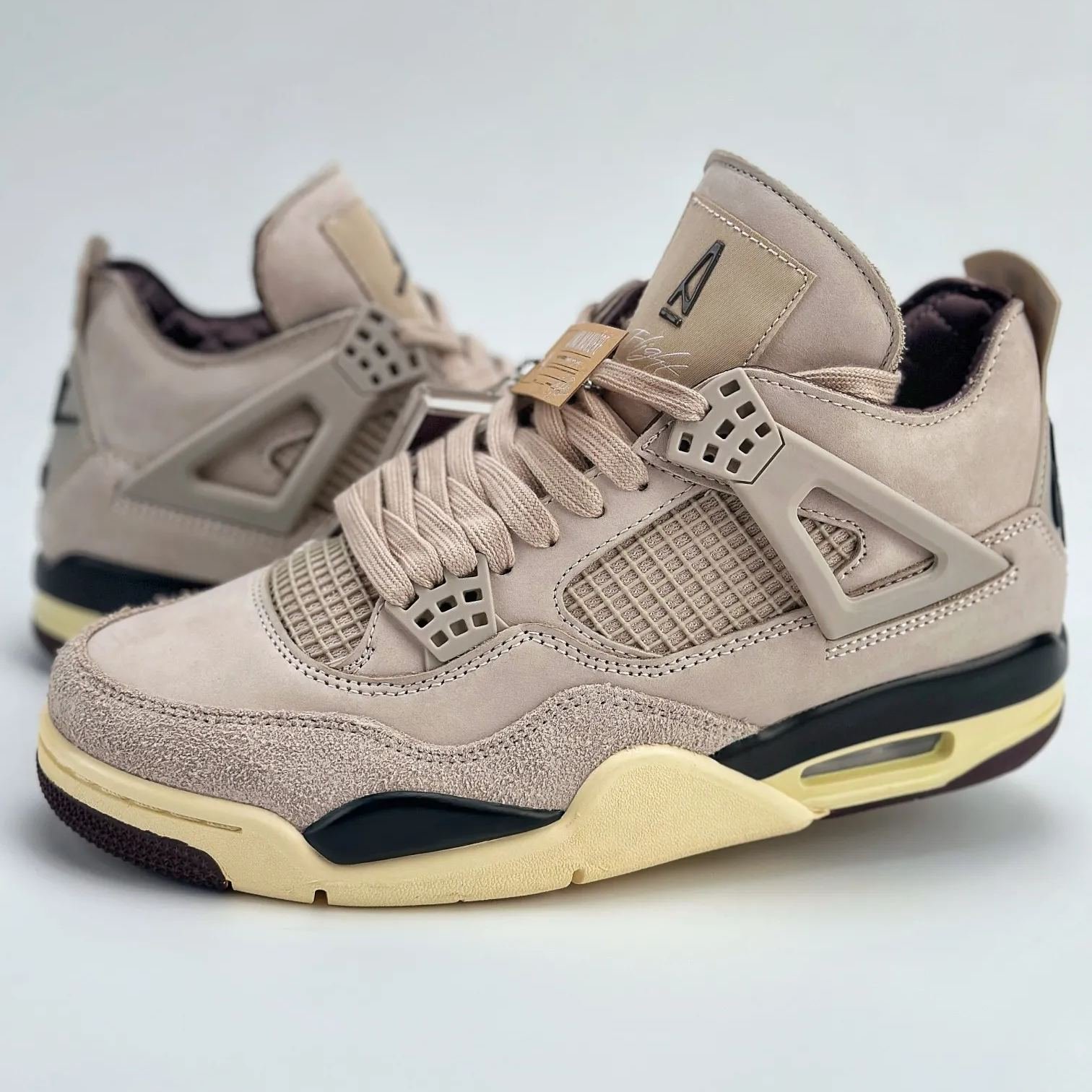 imageName1725622948221 A Ma Maniére × Nike Air Jordan 4 OG SP "Phantom"(FZ4810-200) - 图片 1