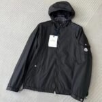 MONCLER Etiache waterproof jacket（J10911A001015968E999）