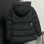 Moncler BrosseShort down jacket（J20931A0010454AQE999） - 图片 3