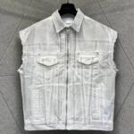 Givenchy Oversized sleeveless jacket in denim in - grey/white（BM012A5Y4U-069） - 图片 2