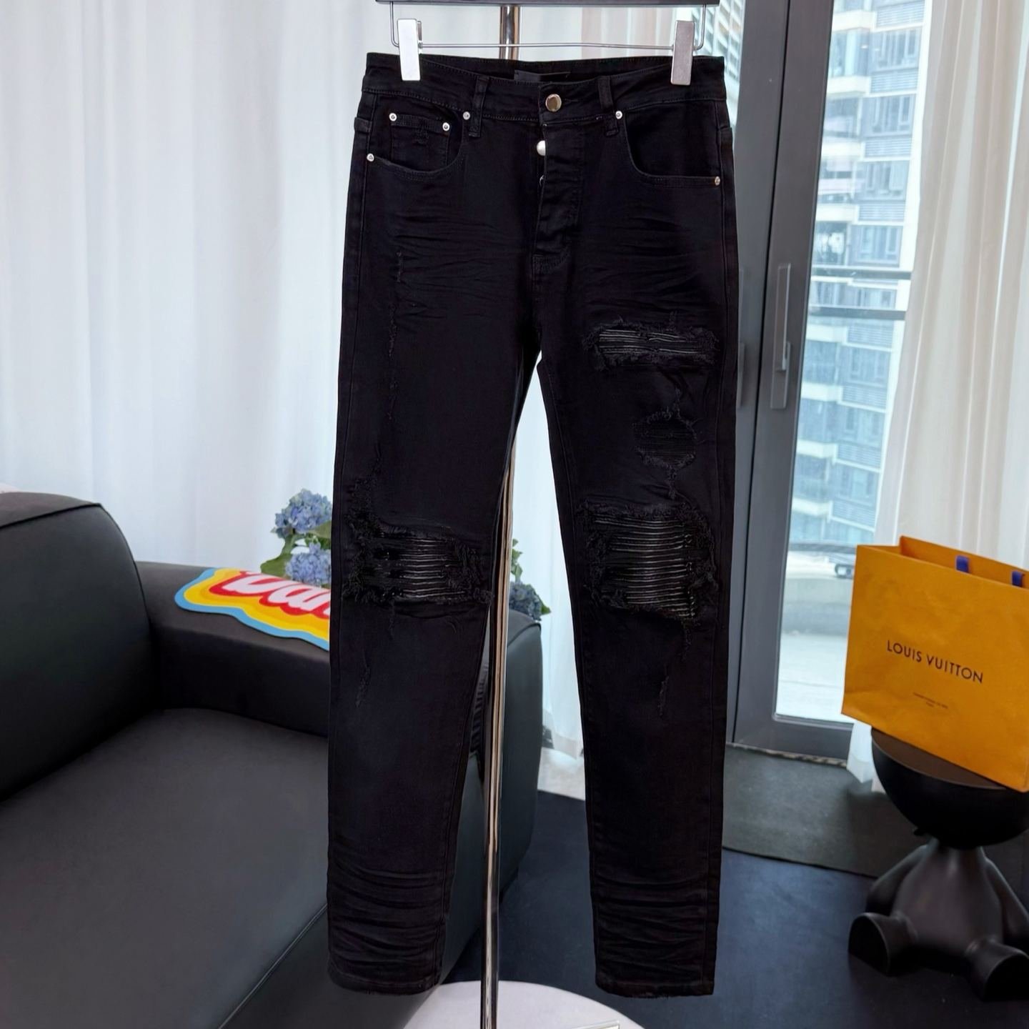 imageName1750038008125 Amiri Jeans (XM01200SD-BLK) - 图片 1