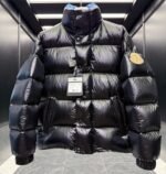 MONCLER Dervox short men's down jacket（J20911A00188595GJ995）