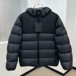 MONCLER Black Veumont Men's Hooded Short Down Jacket（K10911A00028597YD999）