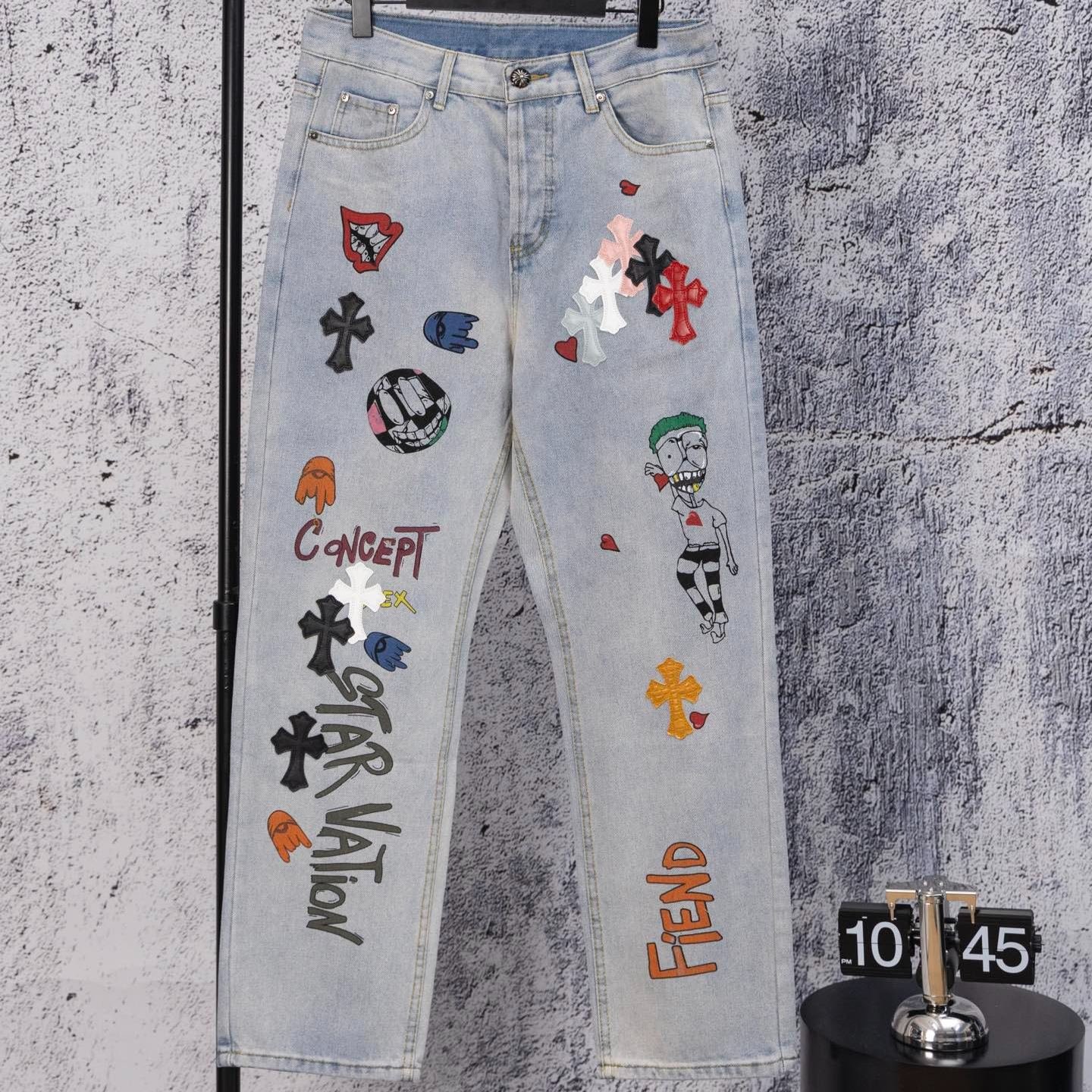 imageName1761111510675 Chrome Heart embroidered print straight-leg jeans(CH-2025102202) - 图片 1