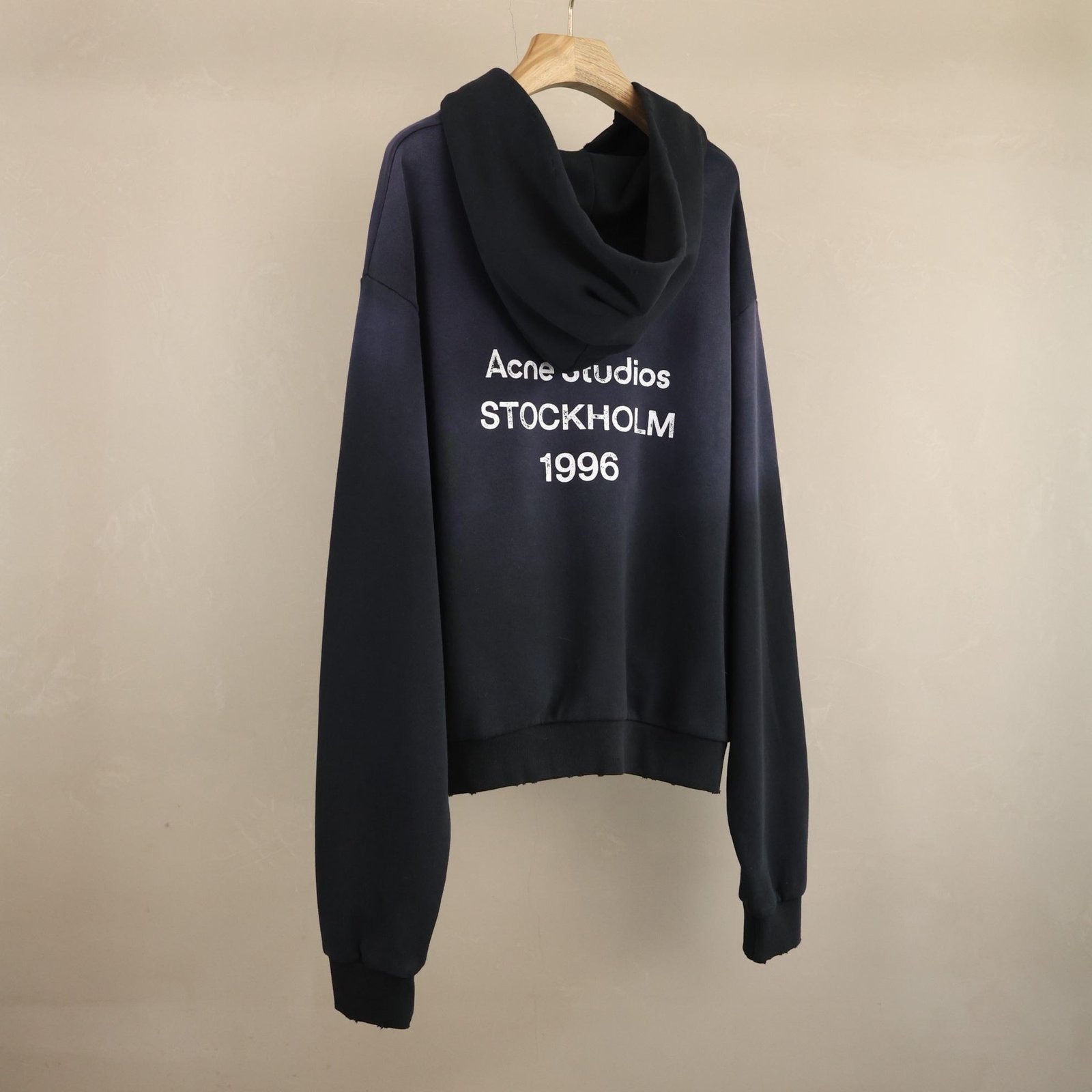 imageName1763018406292 ACNE STUDIOS Men's Back Logo Garment Dyed Hood (CI0136900) - 图片 1