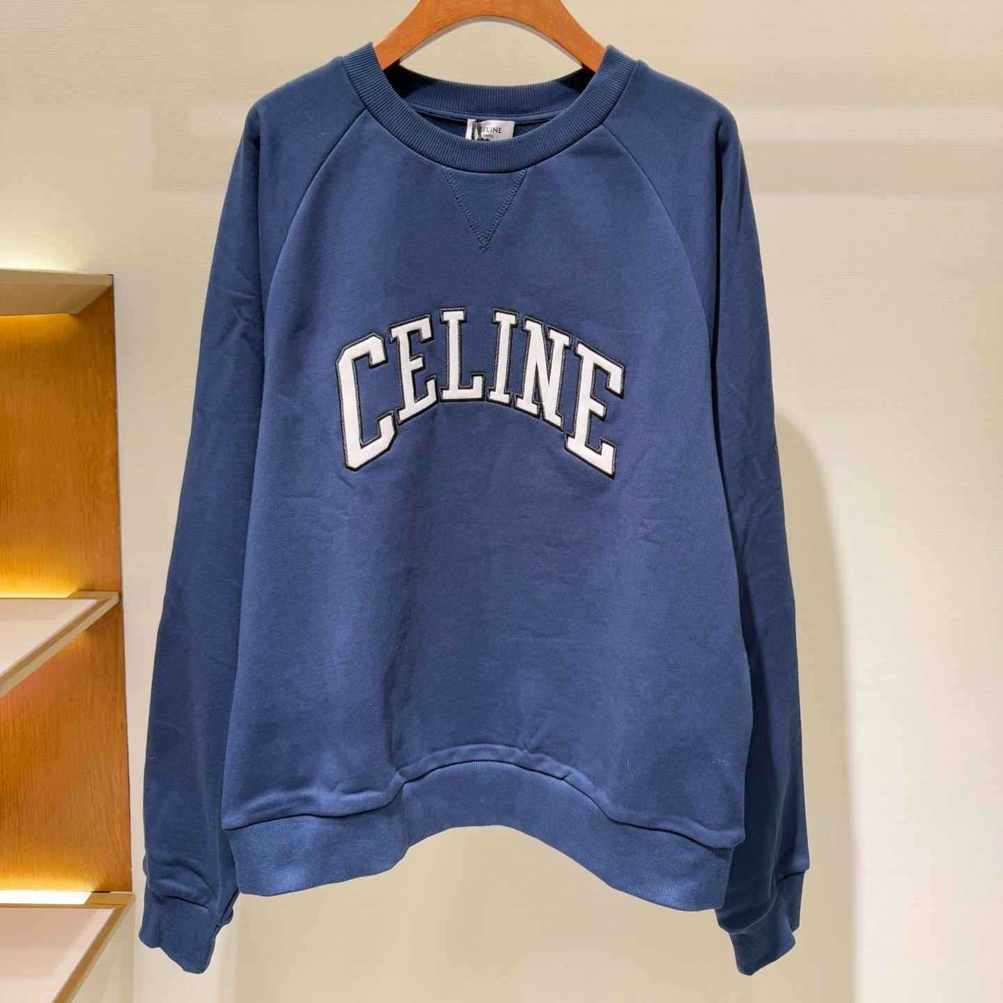 imageName1763018893735 CELINE Long Sleeve Sweatshirt (RY0HD670Q-FZD6) - 图片 1