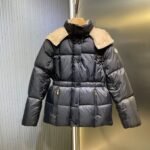 Moncler Agneux Women's Square Quilted Hooded Short Down Jacket（K20931A00145539ZD999）