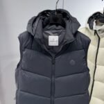 MONCLER Black Guersac Men's Twill Quilted Hooded Down Vest（K20911A00042597YD999） - 图片 6