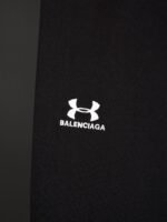 BALENCIAGA x Under Armour ® Baggy Sweatpants "Black/White"(809709TRVB89034） - 图片 3
