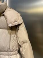 Moncler Agneux Women's Square Quilted Hooded Short Down Jacket（K20931A00145539ZD999） - 图片 10