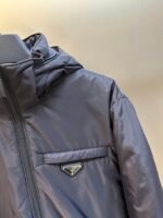 PRADA Men's Re-Nylon Hooded Down Jacket (SGN9551WQ9-F0002） - 图片 8